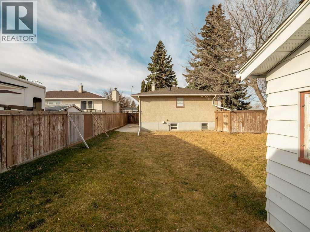2704 3 Avenue S, Lethbridge, Alberta T1J 0M6 - Photo 39 - A2268276