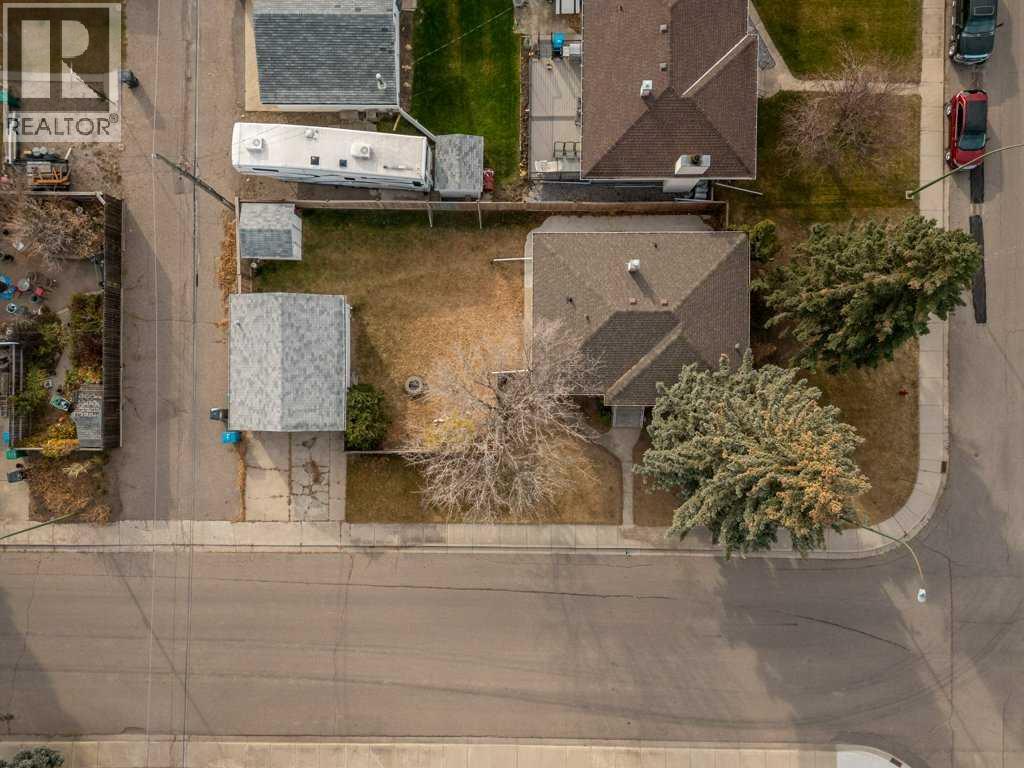 2704 3 Avenue S, Lethbridge, Alberta T1J 0M6 - Photo 48 - A2268276