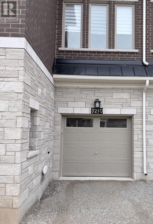 3210 Crystal Drive, Oakville (Go Glenorchy), Ontario  L6M 5S8 - Photo 2 - W12570582