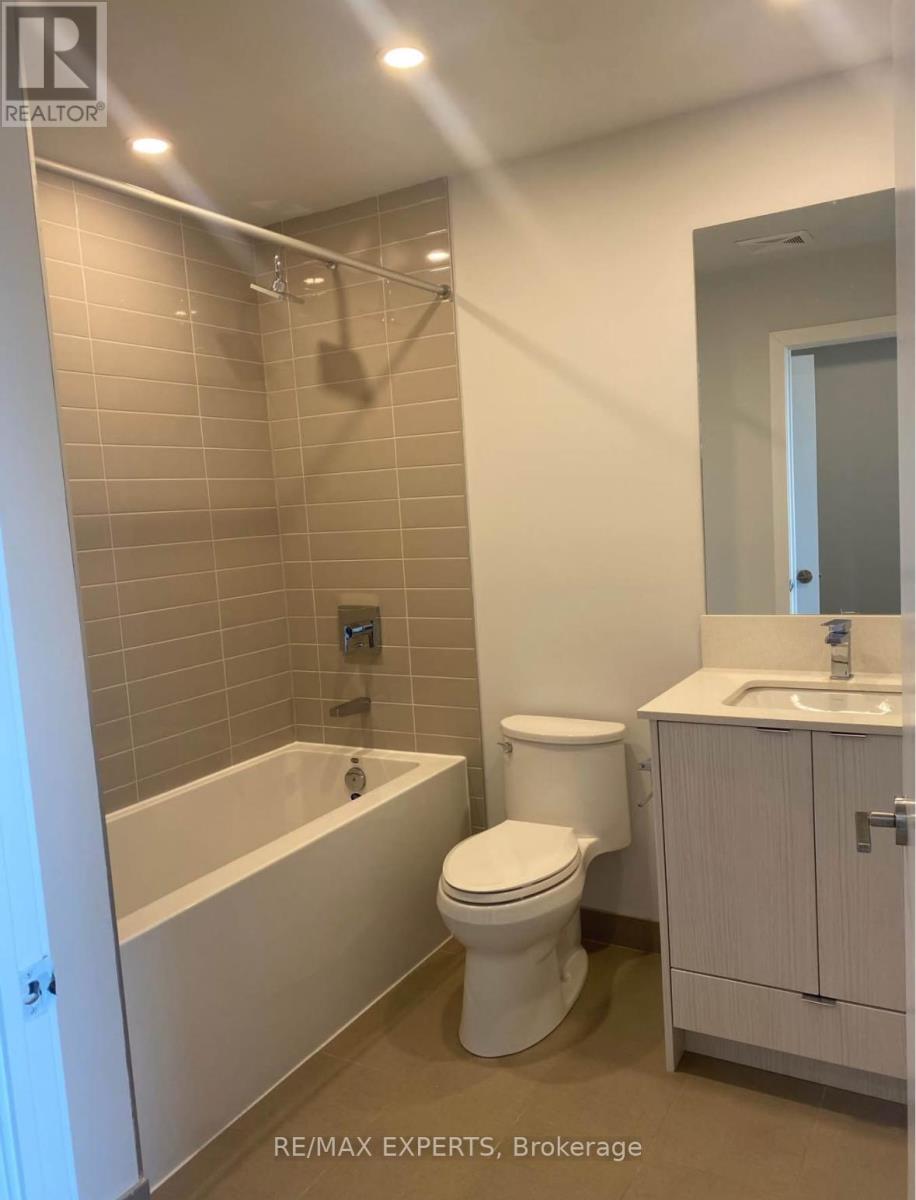 2004 - 4130 Parkside Village Drive, Mississauga, Ontario L5B 0L7 - Photo 8 - W12588170