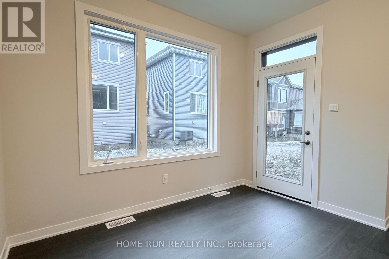 381 Les Emmerson Drive, Ottawa, Ontario K2J 7L7 - Photo 7 - X12588194