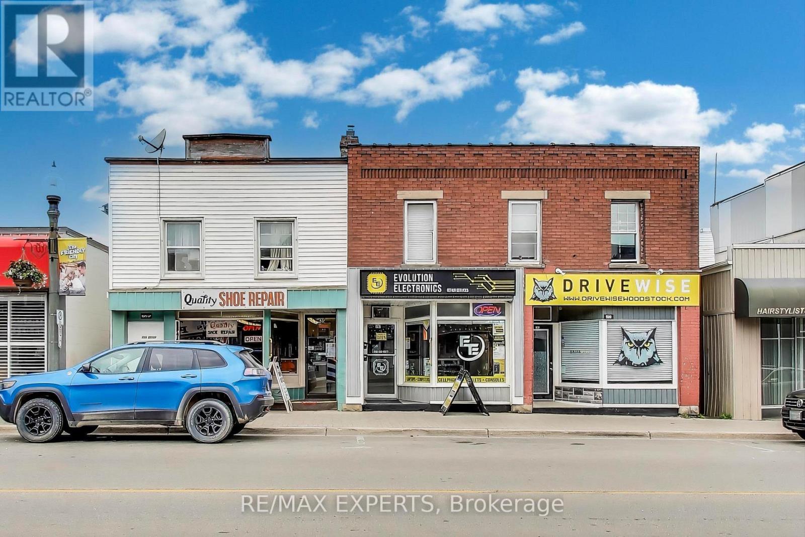 595-599 DUNDAS STREET, Woodstock, Ontario