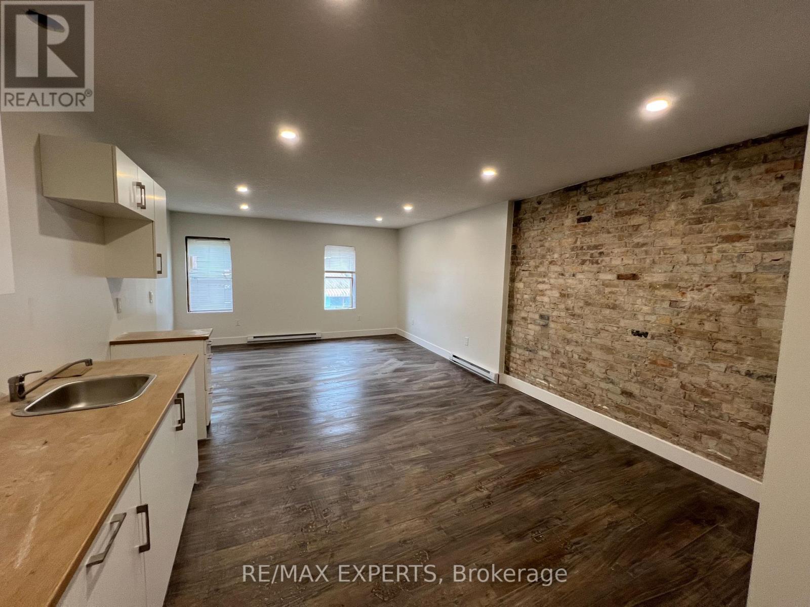 595-599 Dundas Street, Woodstock, Ontario N4S 1C9 - Photo 14 - X12588160