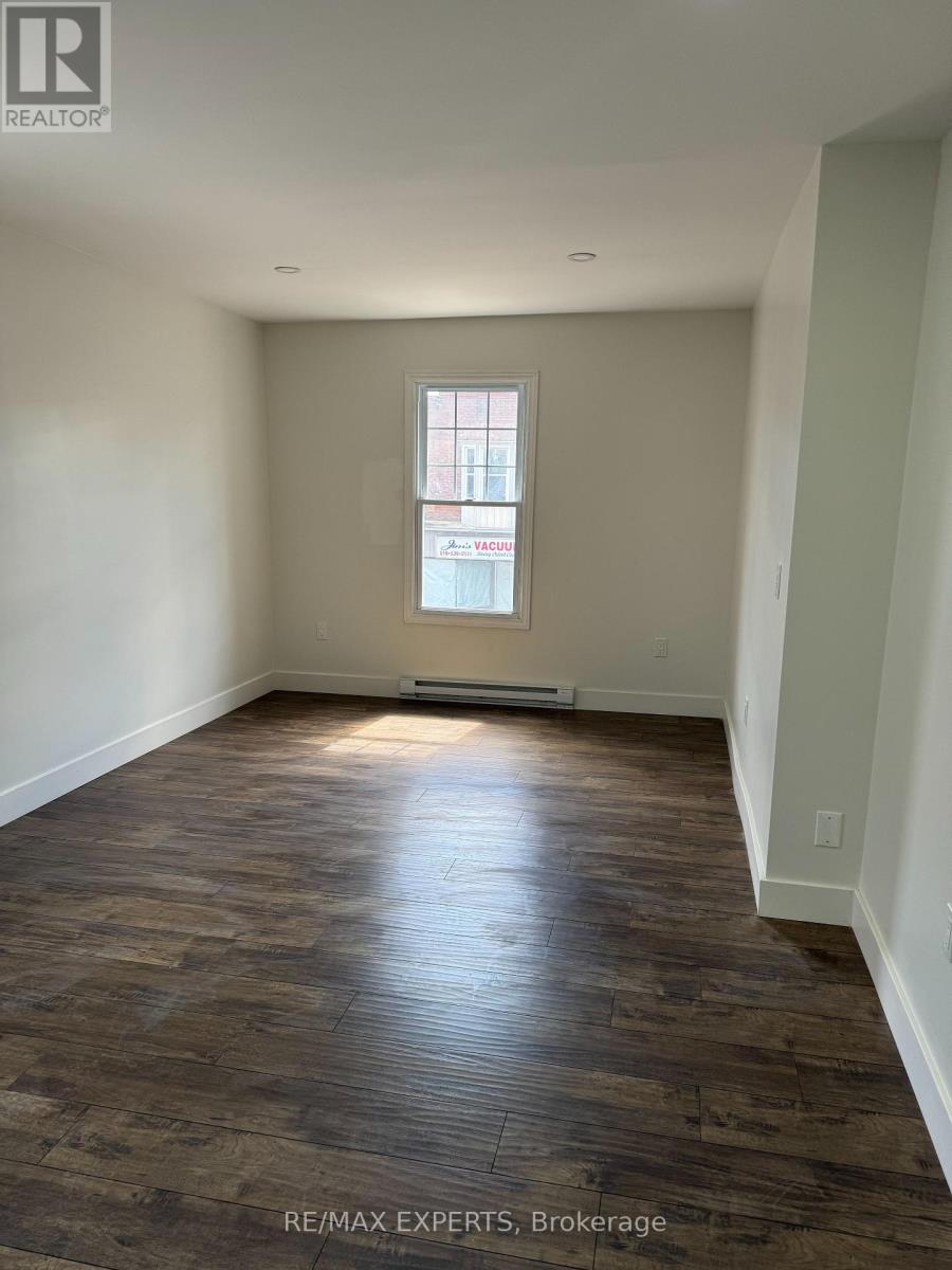 595-599 Dundas Street, Woodstock, Ontario N4S 1C9 - Photo 18 - X12588160