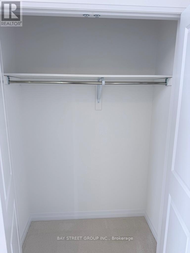 3210 Crystal Drive, Oakville (Go Glenorchy), Ontario  L6M 5S8 - Photo 19 - W12570582