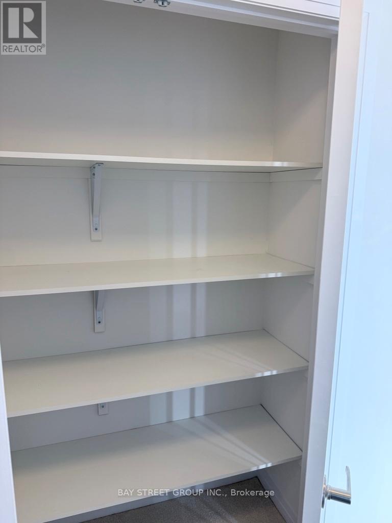 3210 Crystal Drive, Oakville (Go Glenorchy), Ontario  L6M 5S8 - Photo 22 - W12570582