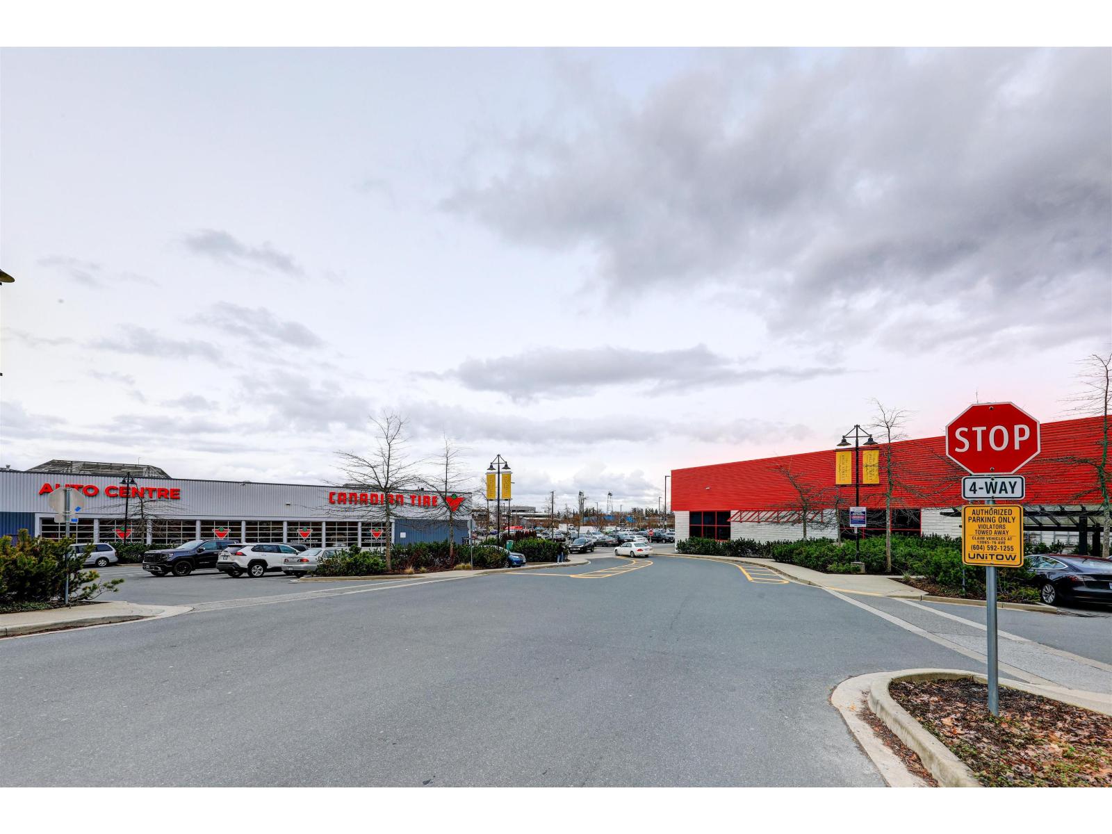 205 2940 King George Boulevard, Surrey, British Columbia  V3Z 0M8 - Photo 37 - R3048264