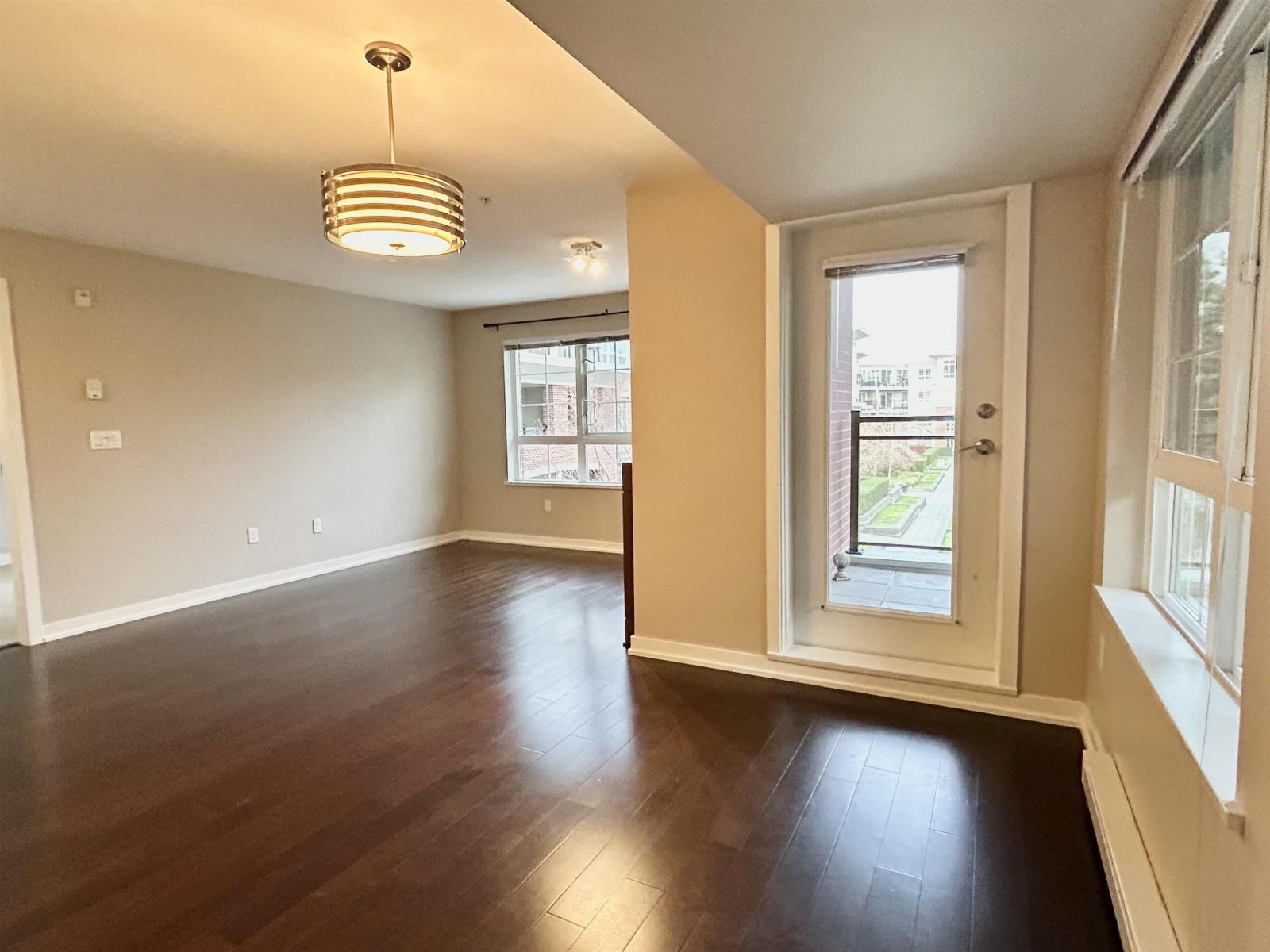 205 2940 King George Boulevard, Surrey, British Columbia  V3Z 0M8 - Photo 10 - R3048264