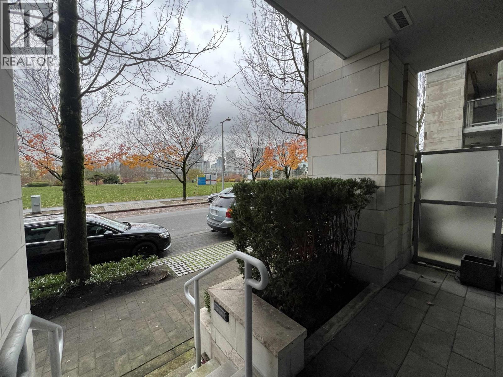 1618 Columbia Street, Vancouver, British Columbia  V5Y 0B6 - Photo 10 - R3070518