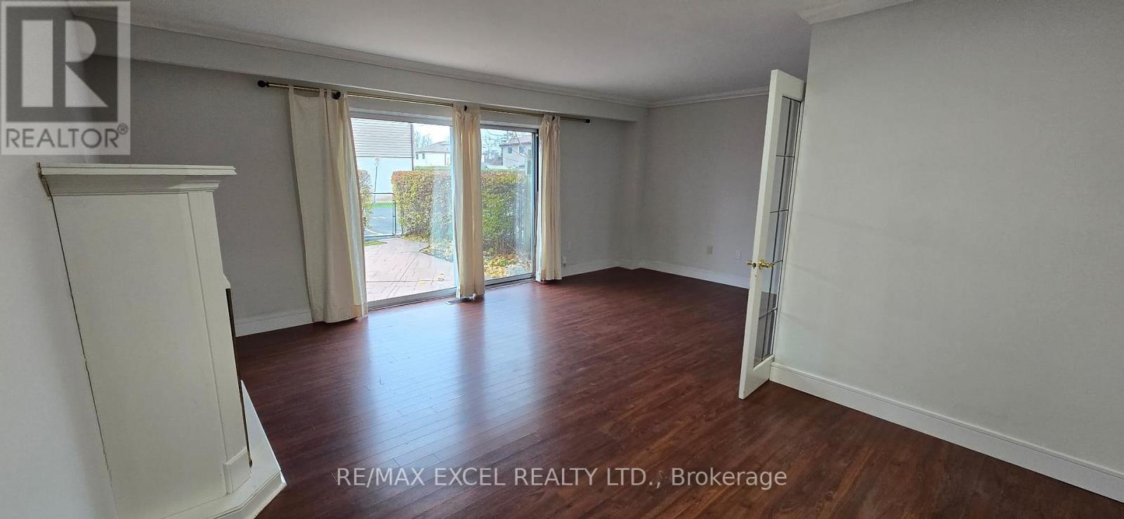 12 - 1265 Napier Crescent, Oakville, Ontario  L6H 2A5 - Photo 4 - W12586816