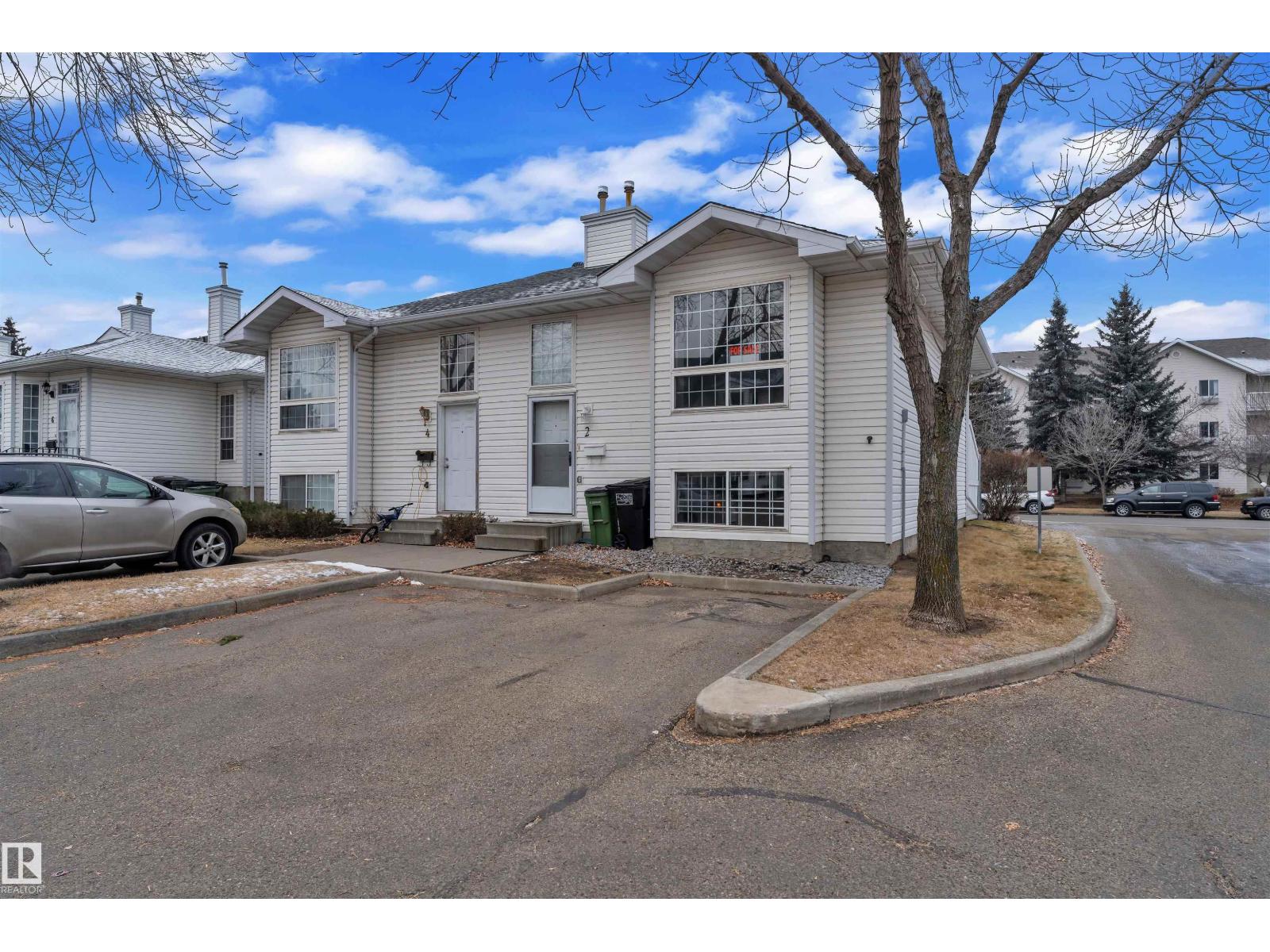 #2 3311 58 St Nw, Edmonton, Alberta T6L 6X3 - Photo 2 - E4466982