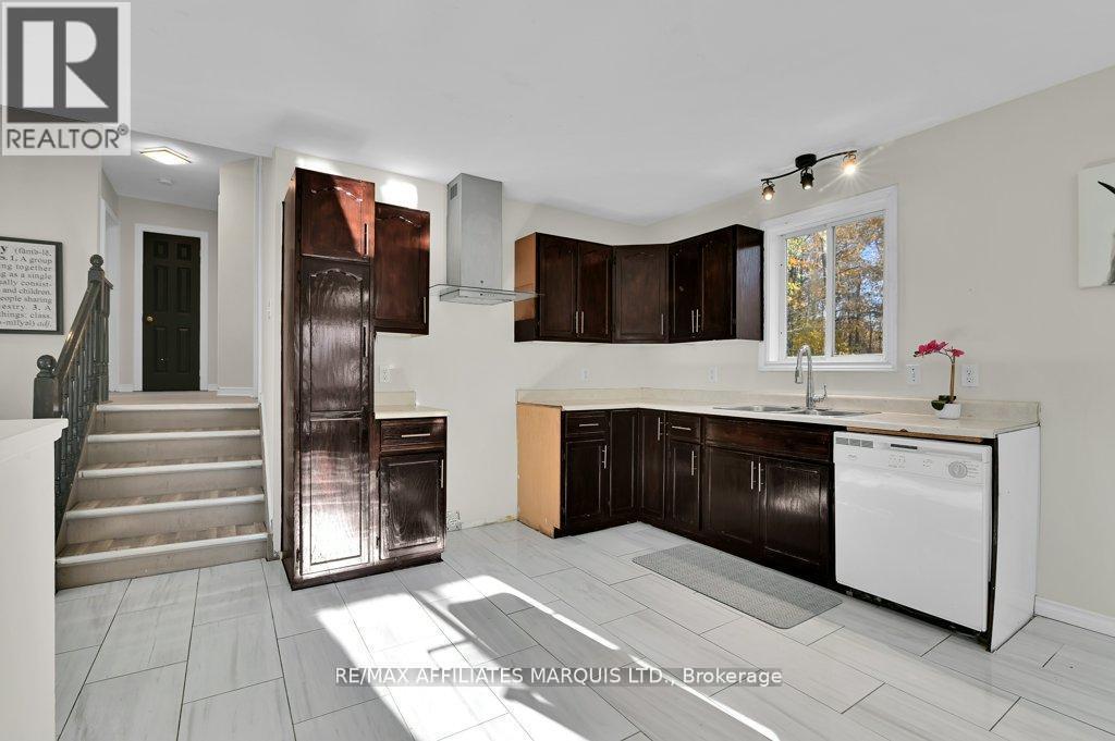 21450 Concession 10 Road, South Glengarry, Ontario  K0C 1A0 - Photo 14 - X12588210