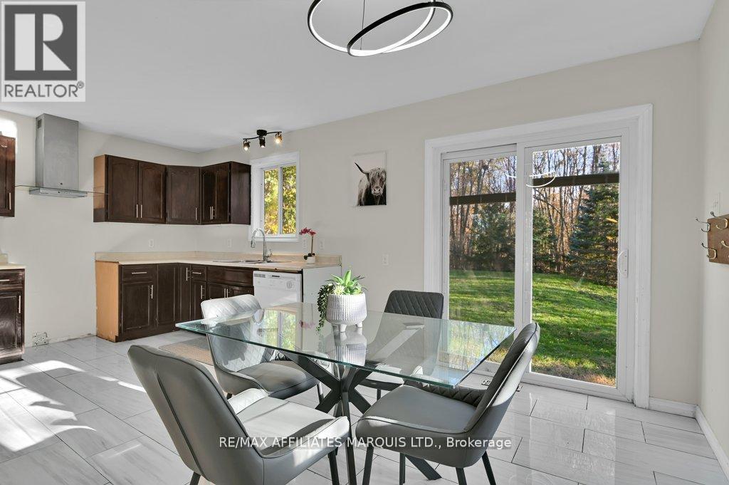 21450 Concession 10 Road, South Glengarry, Ontario  K0C 1A0 - Photo 19 - X12588210