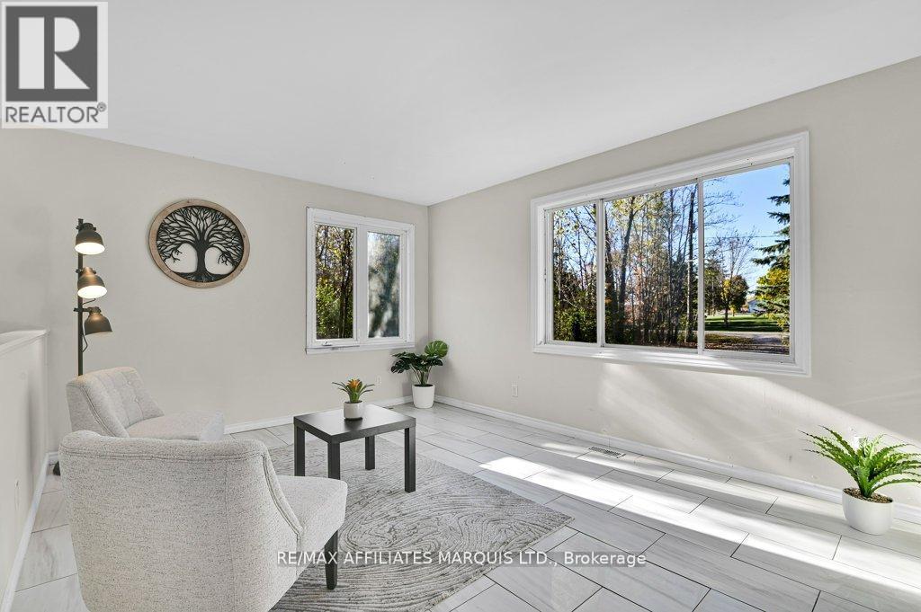 21450 Concession 10 Road, South Glengarry, Ontario  K0C 1A0 - Photo 9 - X12588210