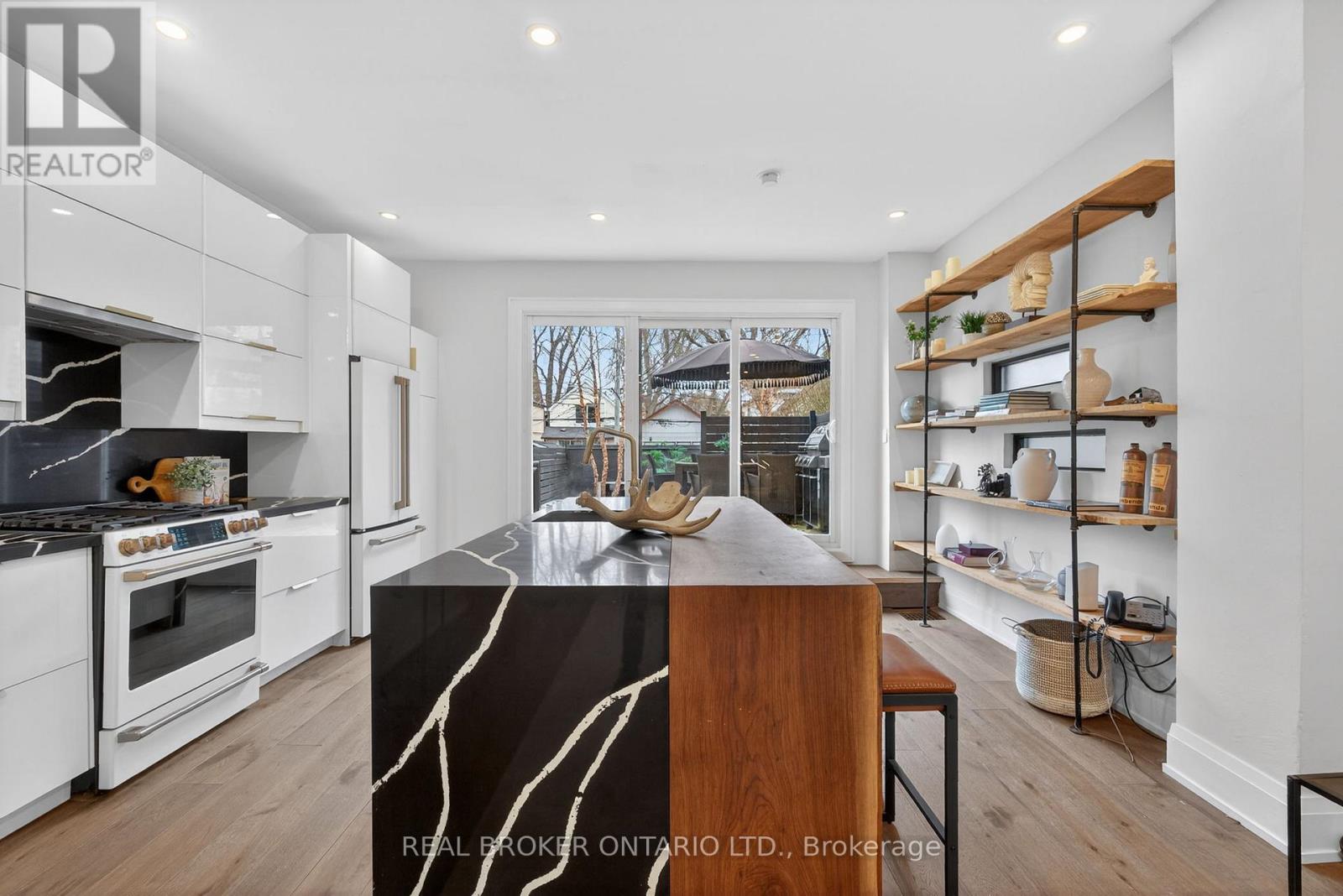 143 Parkmount Road, Toronto, Ontario M4J 4V3 - Photo 11 - E12588196