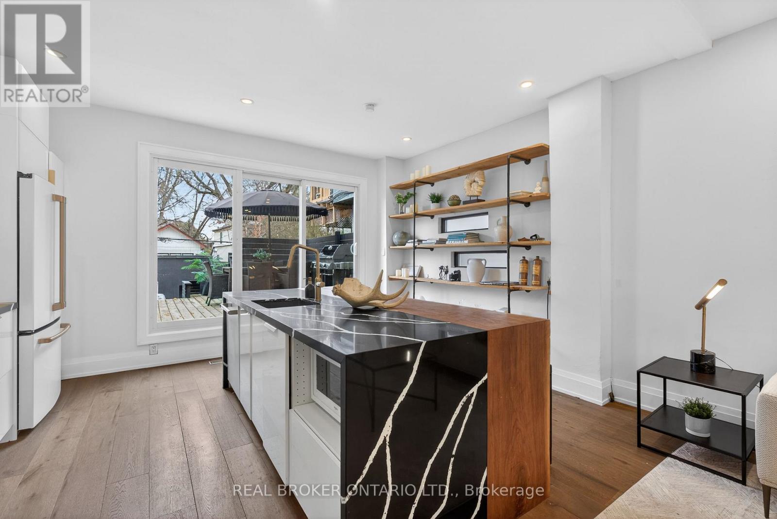 143 Parkmount Road, Toronto, Ontario M4J 4V3 - Photo 8 - E12588196