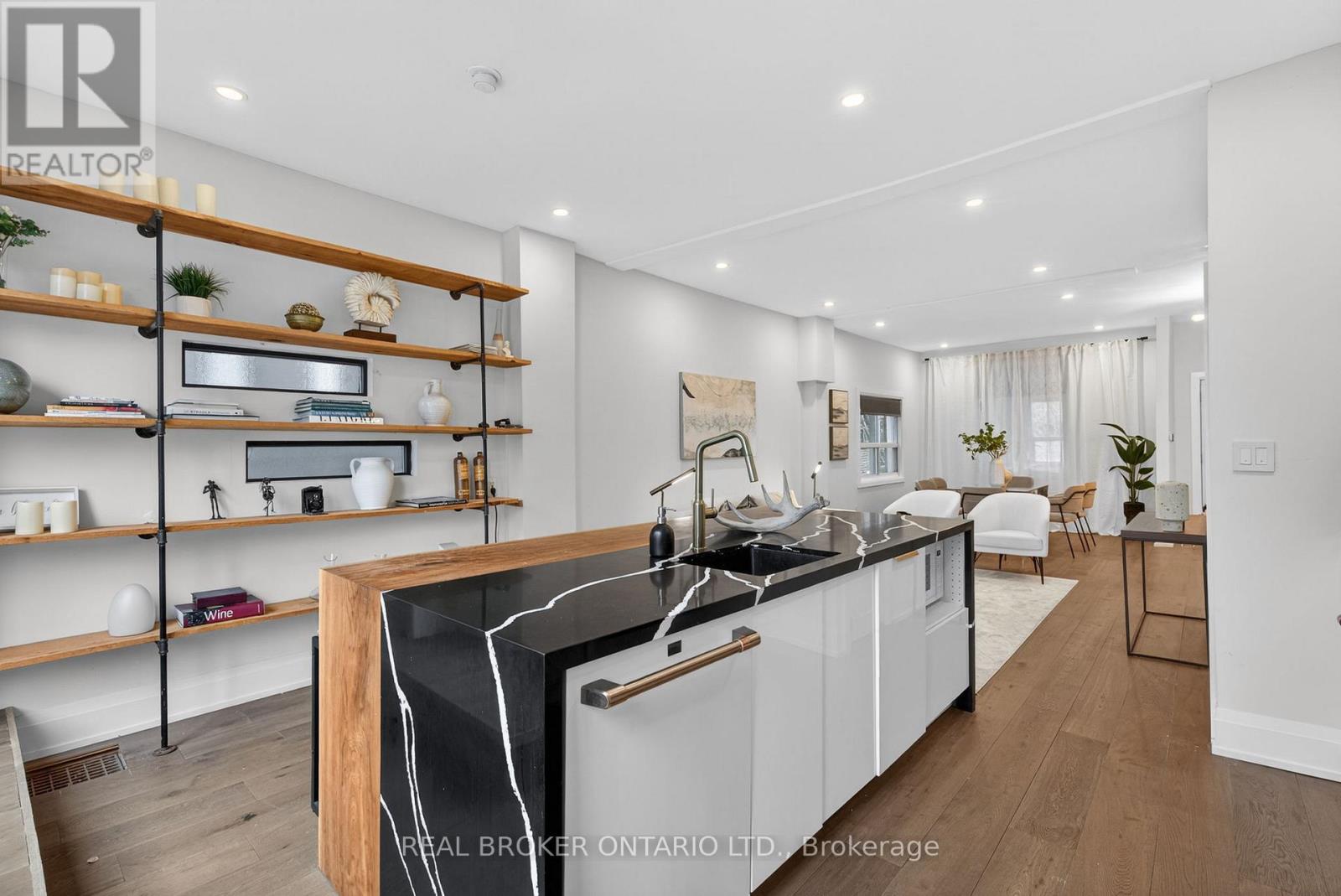 143 Parkmount Road, Toronto, Ontario M4J 4V3 - Photo 9 - E12588196