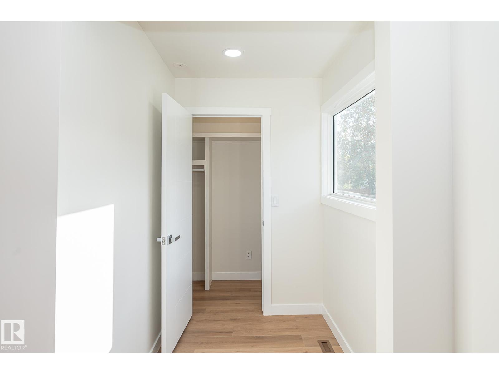 6807 98a Av Nw, Edmonton, Alberta  T6A 0B9 - Photo 17 - E4467070