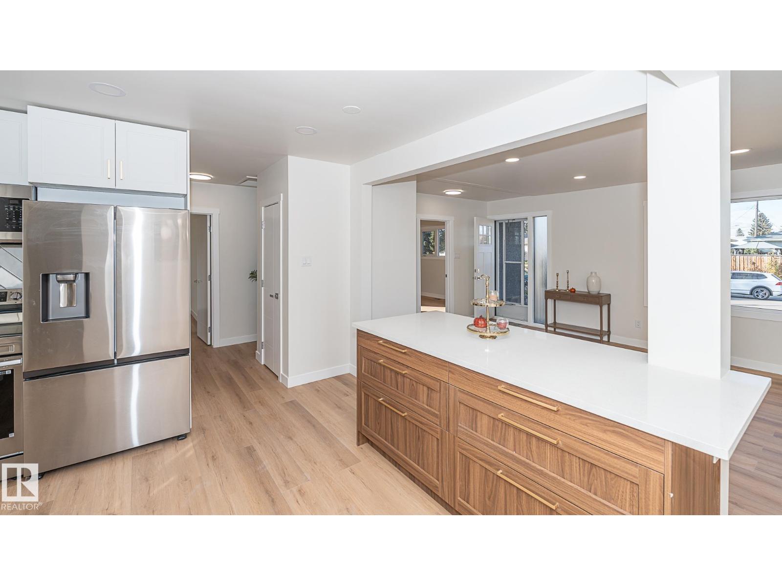 6807 98a Av Nw, Edmonton, Alberta  T6A 0B9 - Photo 11 - E4467070