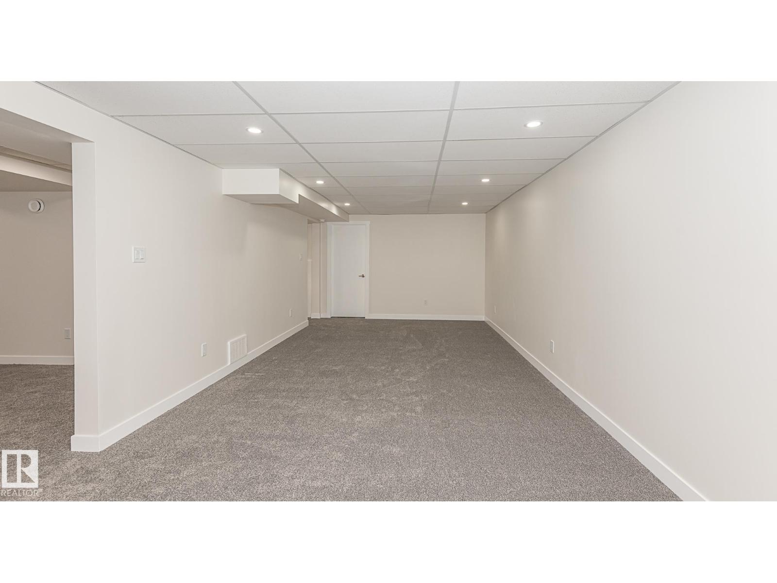 6807 98a Av Nw, Edmonton, Alberta  T6A 0B9 - Photo 34 - E4467070