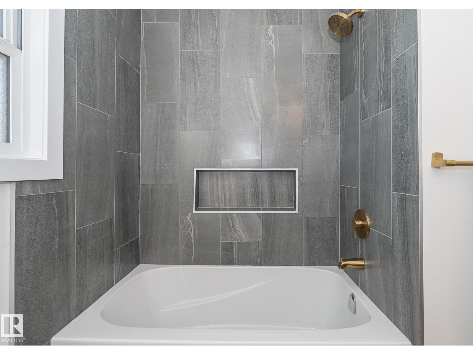 6807 98a Av Nw, Edmonton, Alberta  T6A 0B9 - Photo 15 - E4467070