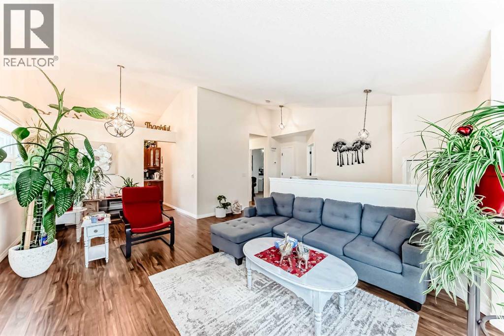 238 Citadel Hills Circle Nw, Calgary, Alberta  T3G 3V6 - Photo 5 - A2265419