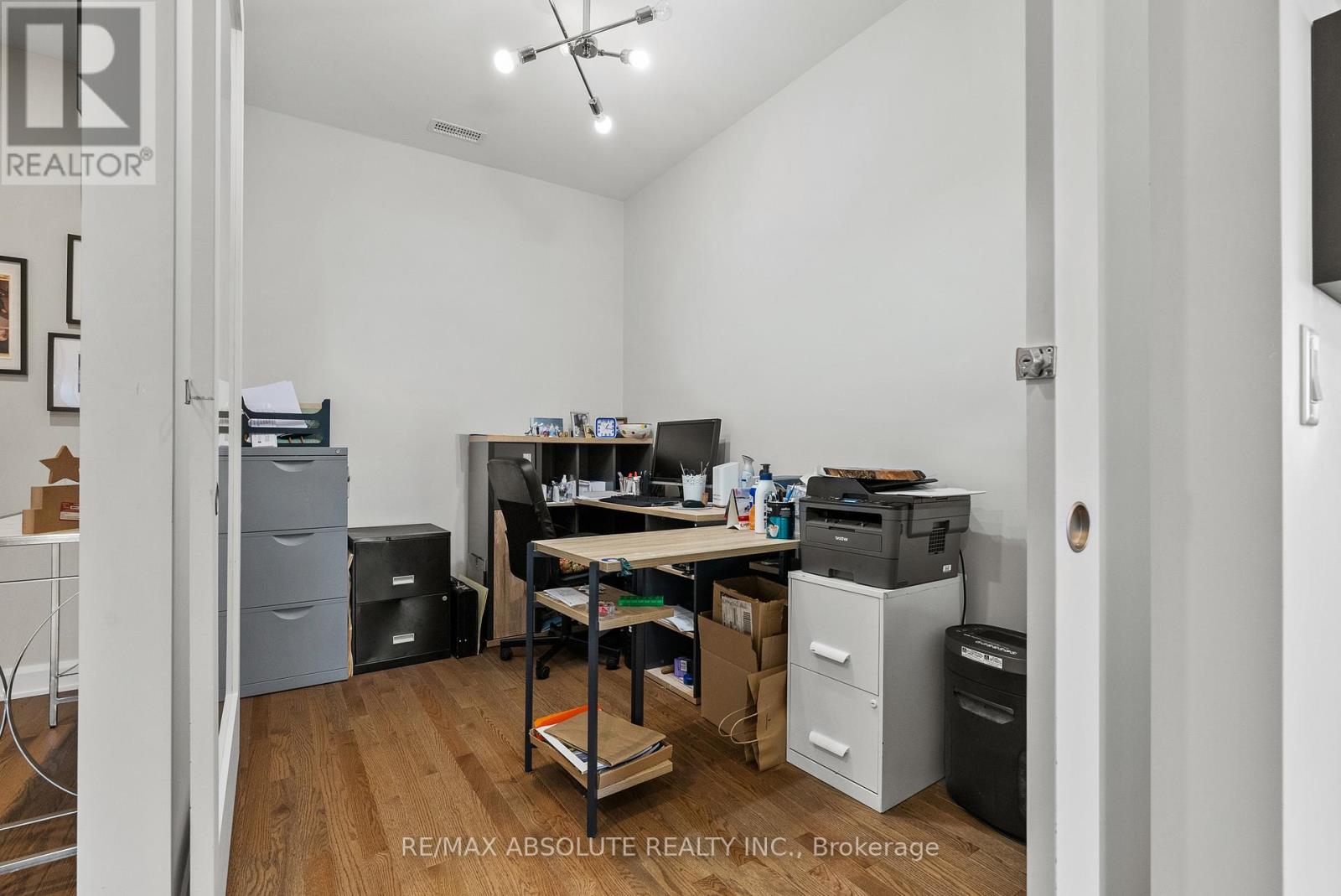 205 - 180 Boundstone Way, Ottawa, Ontario  K2T 0M9 - Photo 15 - X12557648