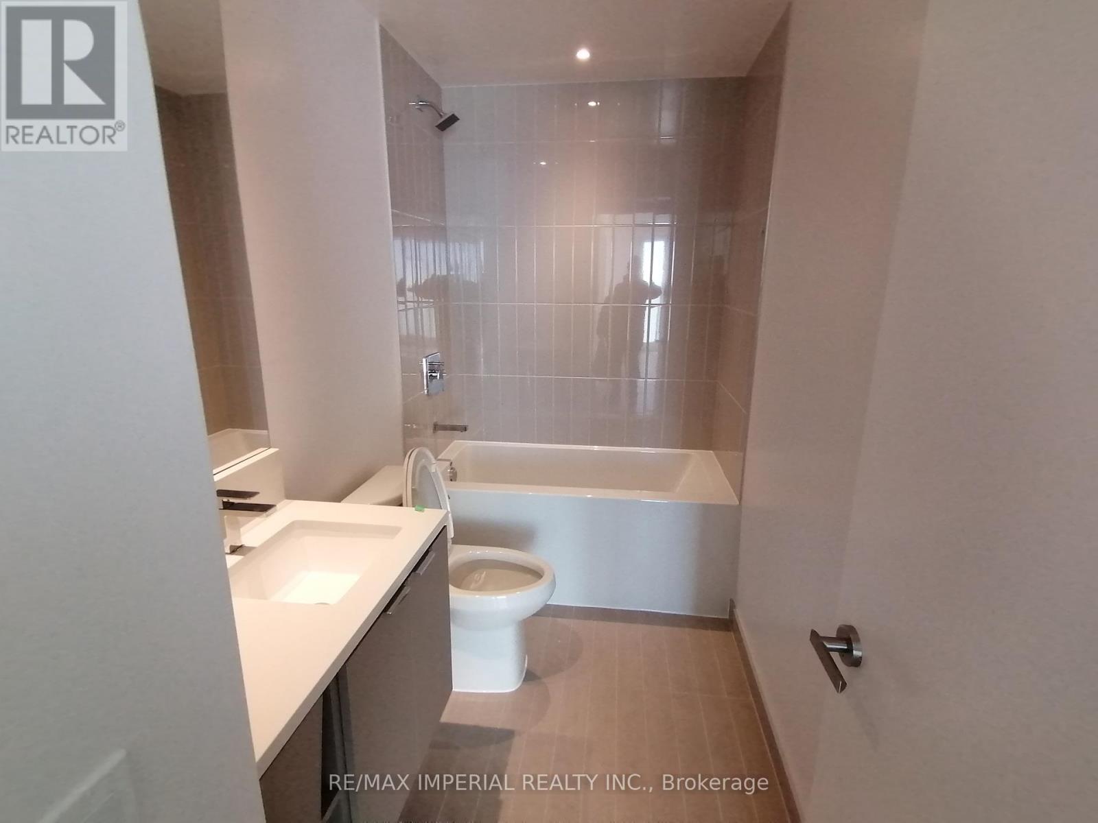 4607 - 3883 Quartz Road, Mississauga, Ontario  L5B 0M4 - Photo 6 - W12588224