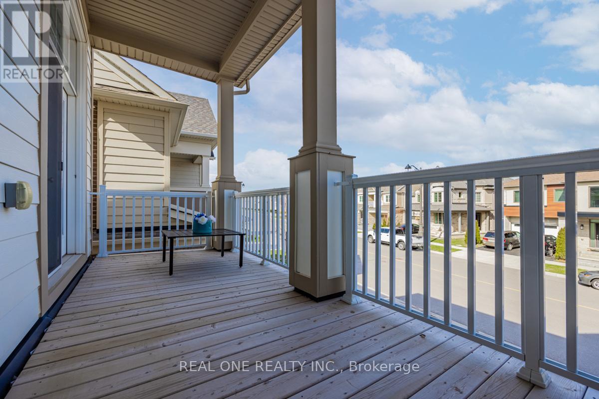 Upper - 3158 Carding Mill Trail, Oakville, Ontario L6M 0Z5 - Photo 2 - W12588244