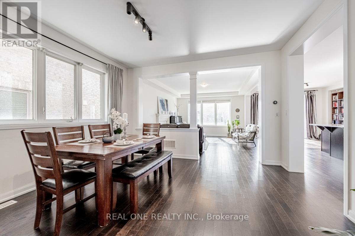 Upper - 3158 Carding Mill Trail, Oakville, Ontario L6M 0Z5 - Photo 6 - W12588244