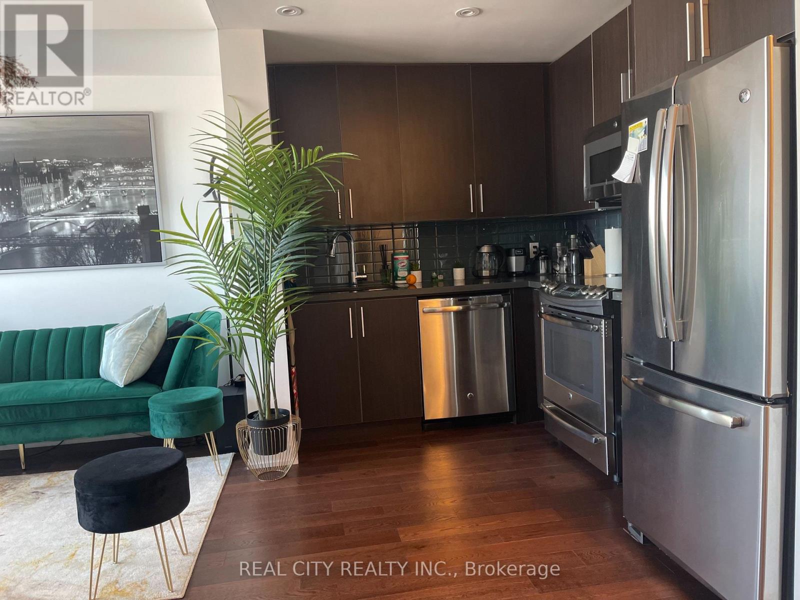 4309 - 2212 Lakeshore Boulevard W, Toronto, Ontario  M8V 0C2 - Photo 2 - W12588250