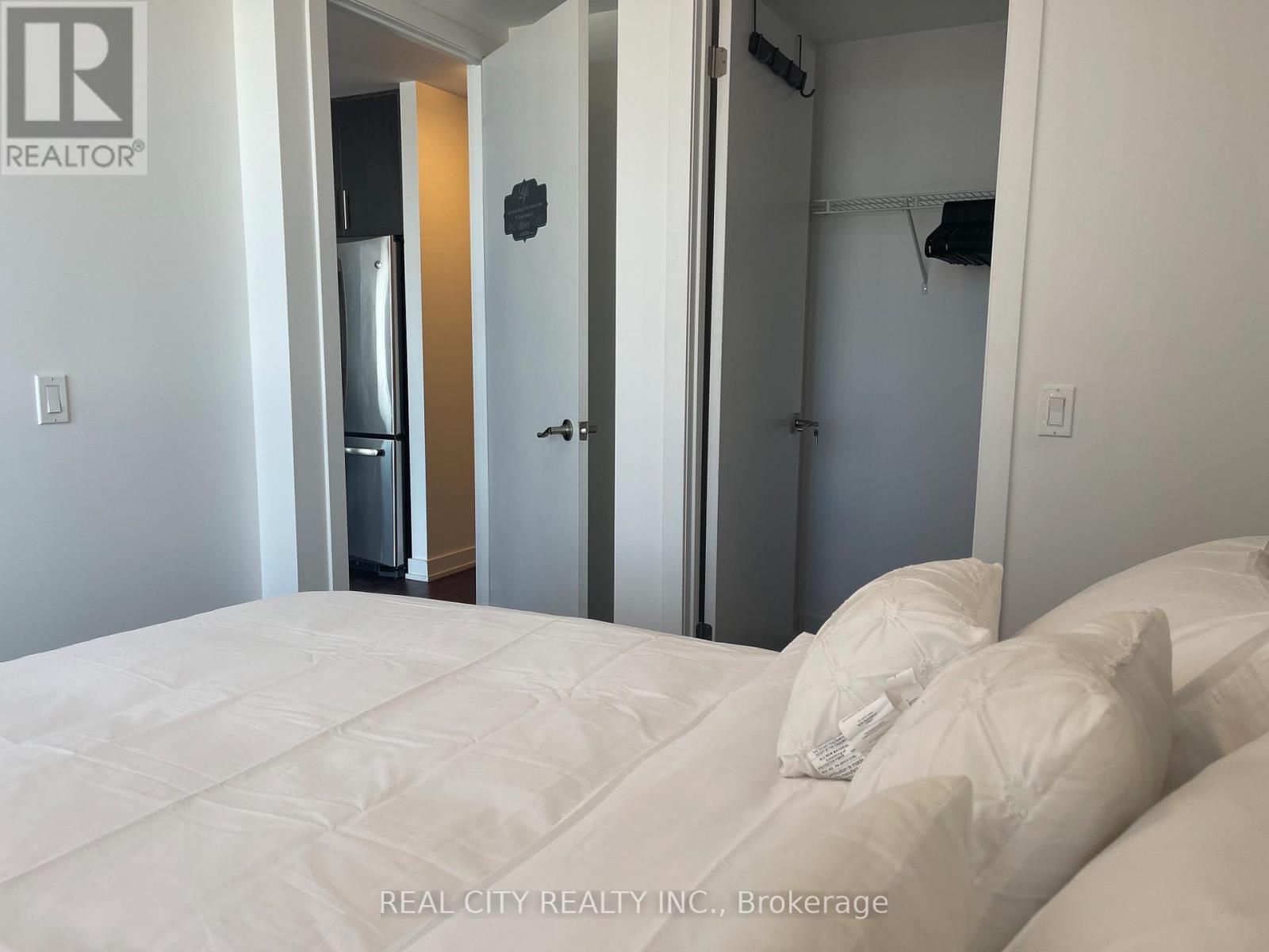4309 - 2212 Lakeshore Boulevard W, Toronto, Ontario  M8V 0C2 - Photo 5 - W12588250
