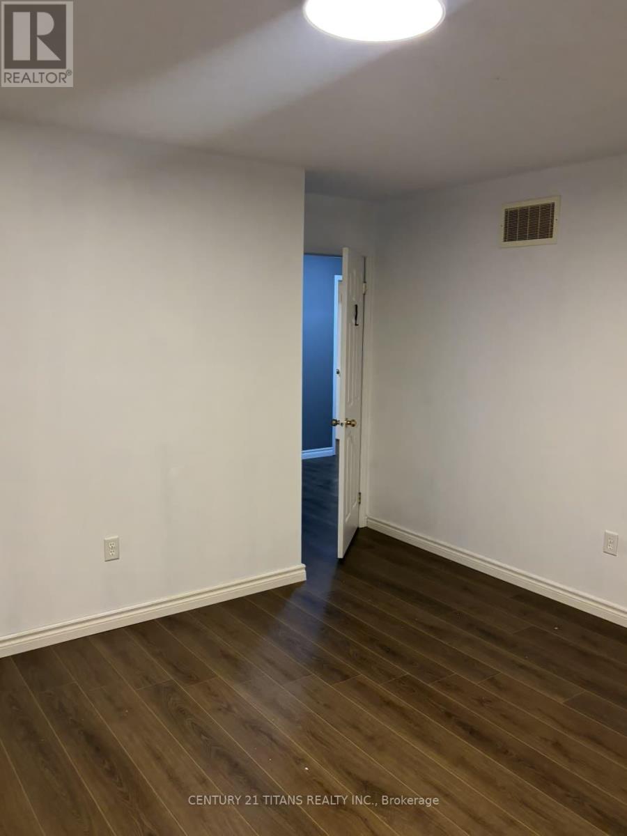 11 Osborn Avenue, Brantford, Ontario  N3T 6P9 - Photo 24 - X12588236