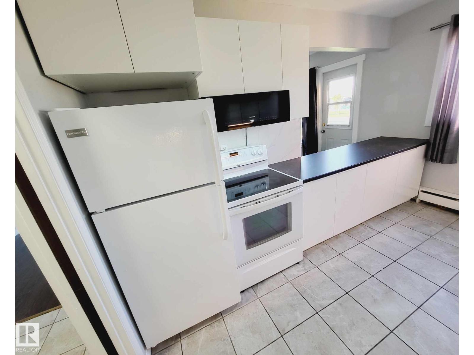 #8 6103 98 Av Nw, Edmonton, Alberta  T6A 0A3 - Photo 5 - E4467087