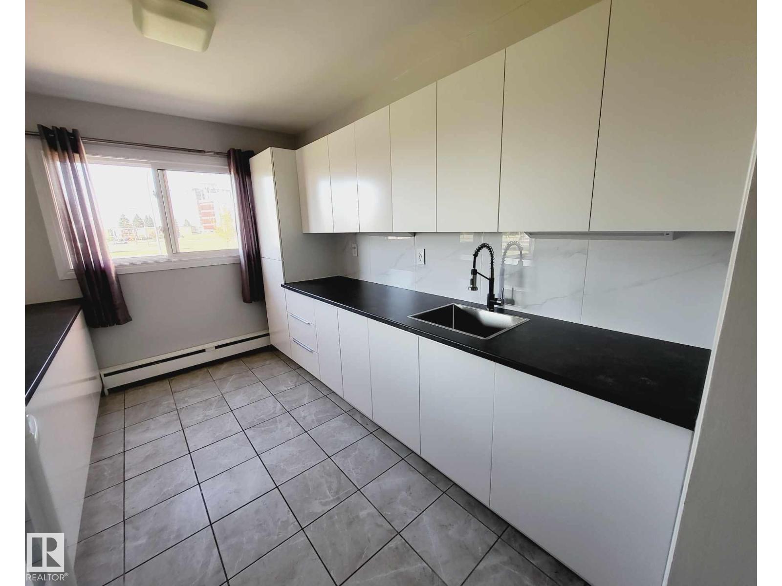 #8 6103 98 Av Nw, Edmonton, Alberta  T6A 0A3 - Photo 7 - E4467087