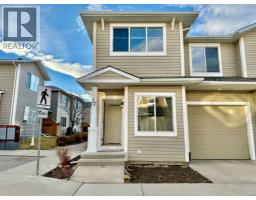 17 Bridleridge Manor SW Bridlewood