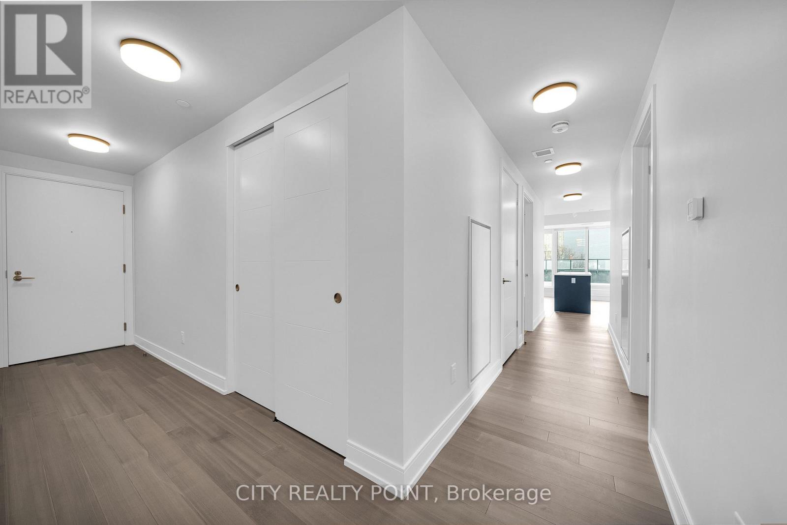 411 - 664 Spadina Avenue, Toronto, Ontario  M5S 2H7 - Photo 3 - C12588256