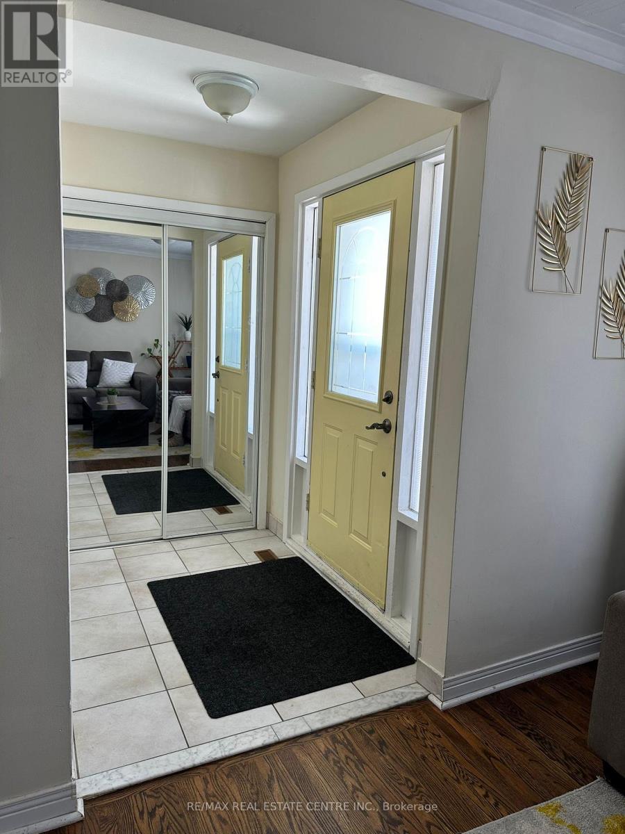 86 EARNSCLIFFE CIRCLE, Brampton, Ontario