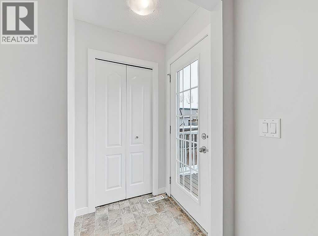 409 Cimarron Boulevard, Okotoks, Alberta  T1S 0A9 - Photo 11 - A2269381