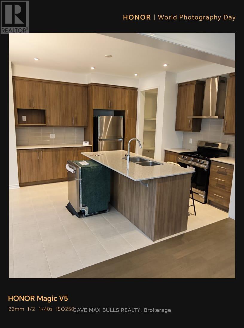 1356 Glamorgan Manor, Pickering, Ontario  L1X 0N1 - Photo 9 - E12587332