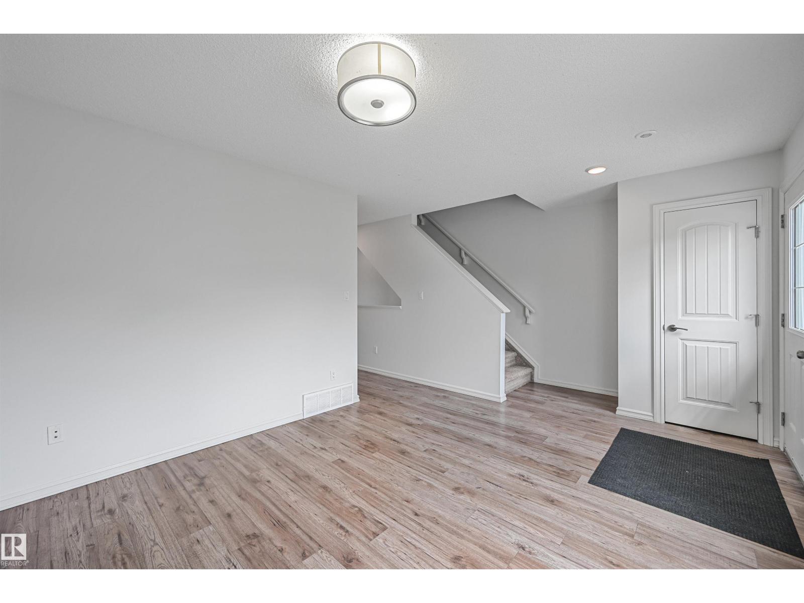 #3 2215 24 St Nw, Edmonton, Alberta  T6T 1A6 - Photo 7 - E4460457