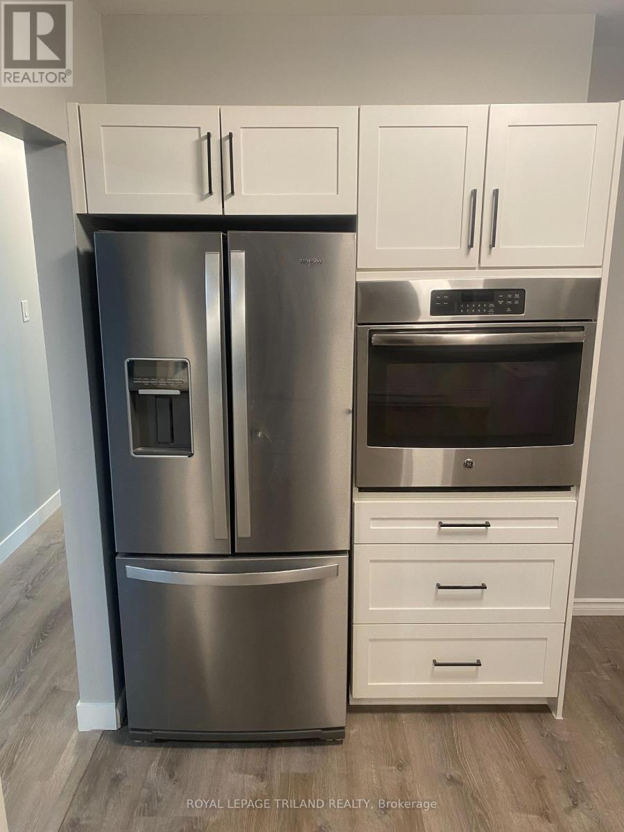 Main - 62 Wexford Avenue, London East, Ontario  N5V 1L9 - Photo 4 - X12585392