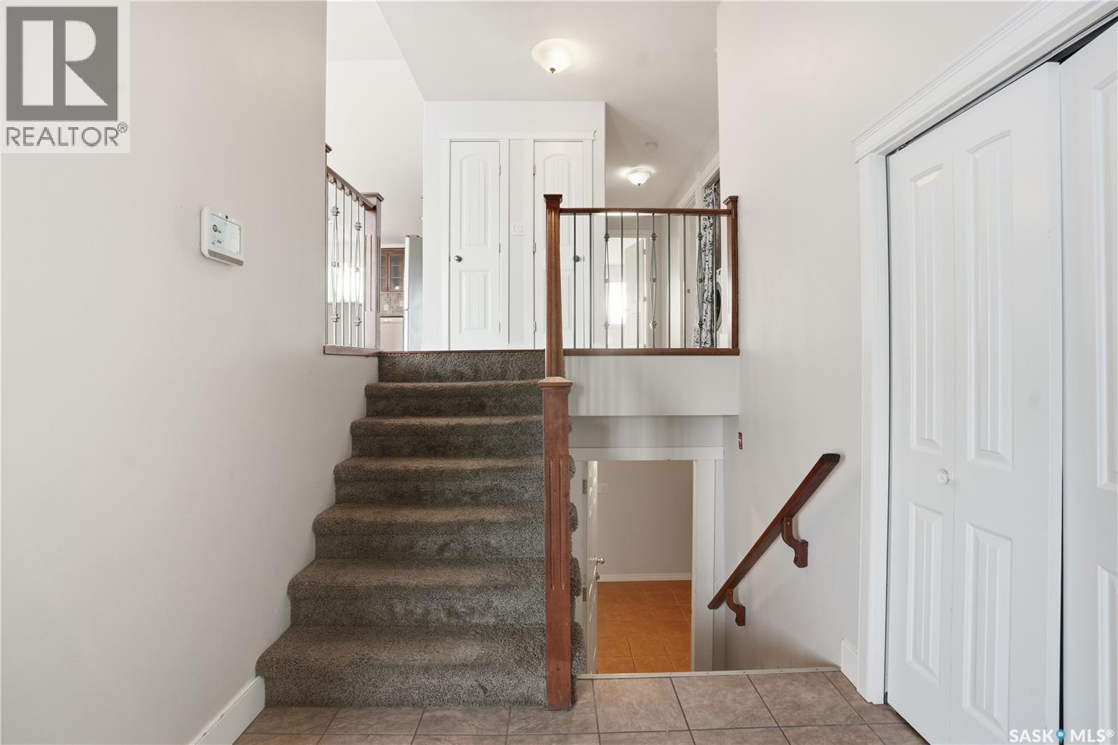 339 West Hampton Boulevard, Saskatoon, Saskatchewan  S7R 0B5 - Photo 3 - SK024943