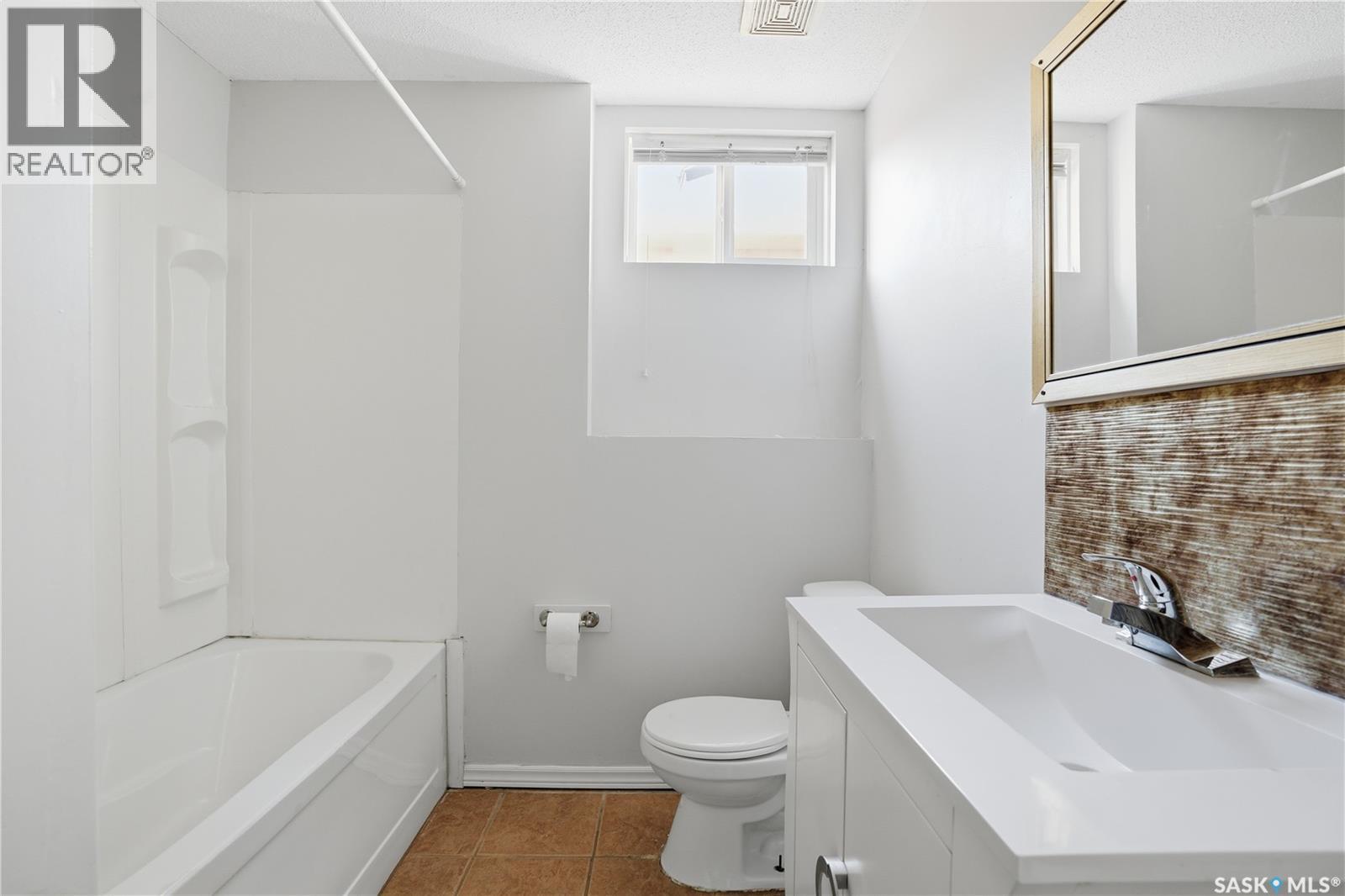 339 West Hampton Boulevard, Saskatoon, Saskatchewan  S7R 0B5 - Photo 38 - SK024943