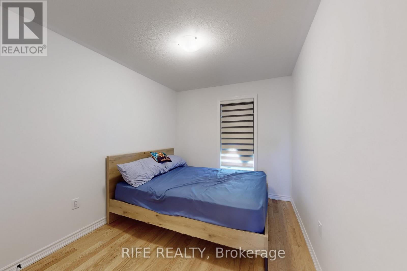 9 Bretlon Street, Brampton, Ontario L6P 4N8 - Photo 17 - W12588278