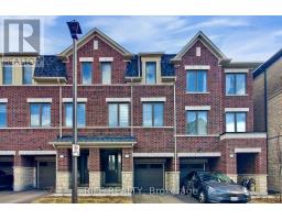 9 BRETLON STREET, Brampton, Ontario