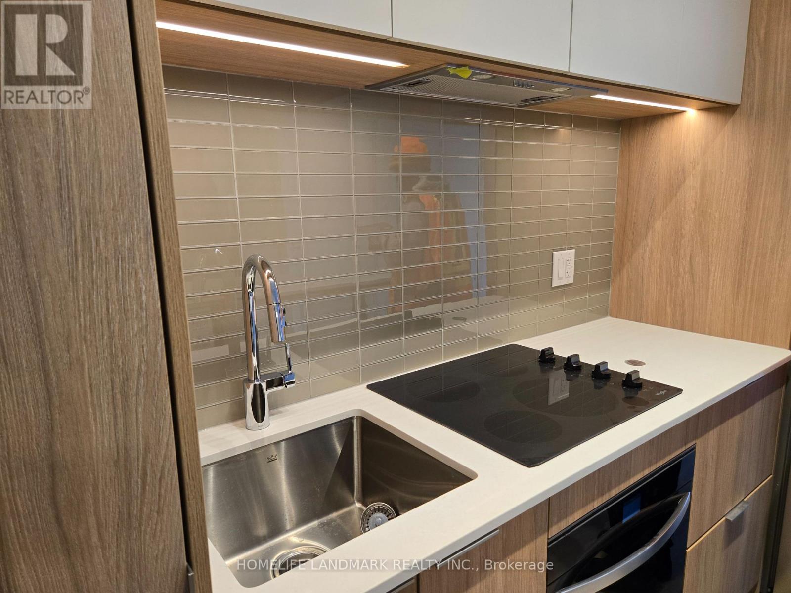 3606 - 395 Square One Drive, Mississauga, Ontario  L5B 0P6 - Photo 3 - W12588280