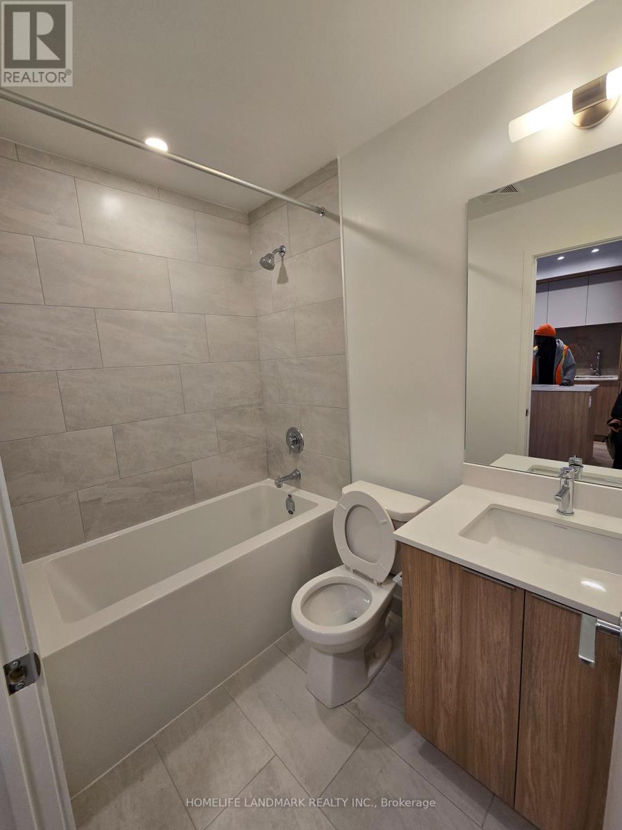 3606 - 395 Square One Drive, Mississauga, Ontario  L5B 0P6 - Photo 6 - W12588280