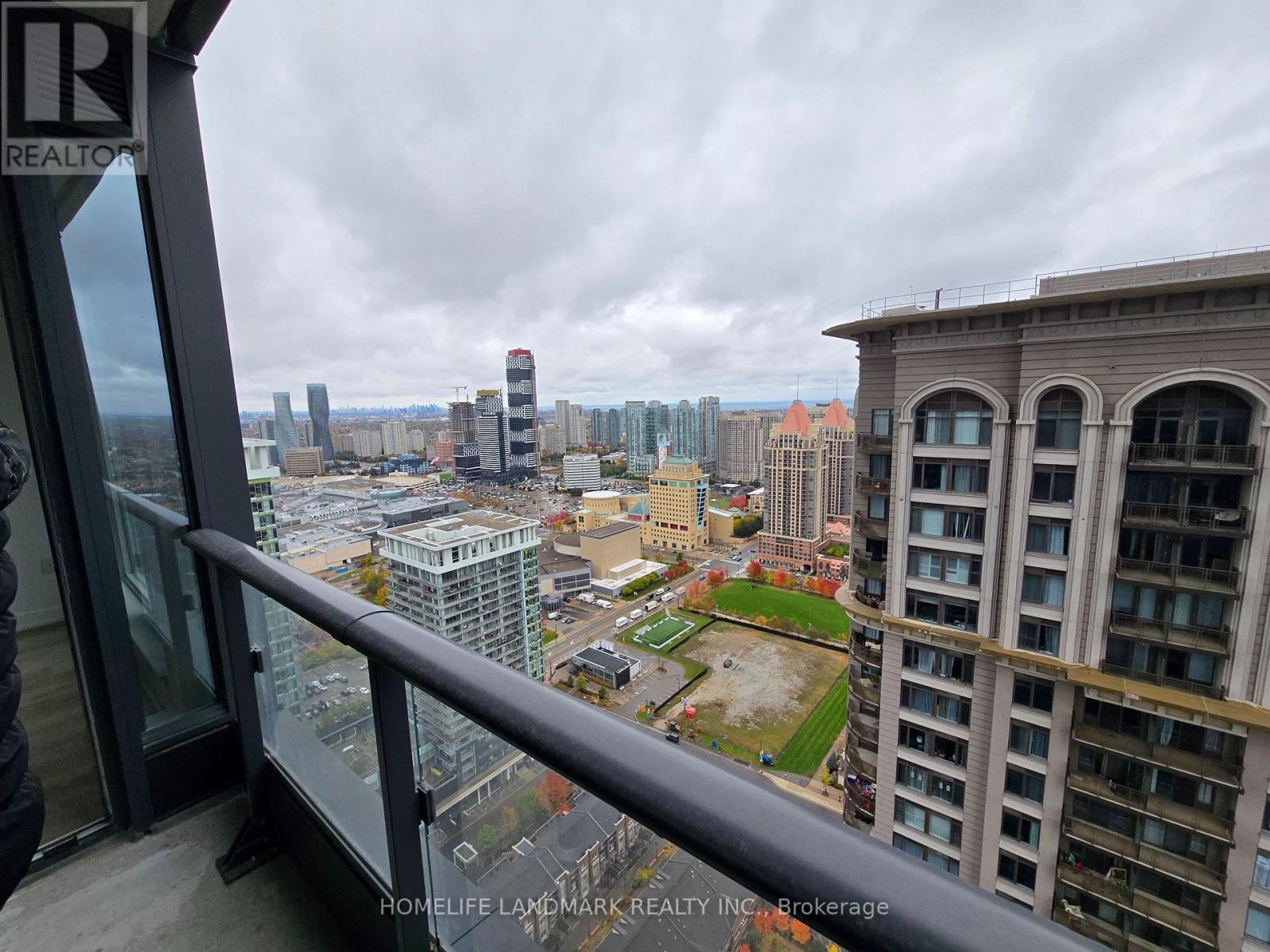 3606 - 395 Square One Drive, Mississauga, Ontario  L5B 0P6 - Photo 9 - W12588280