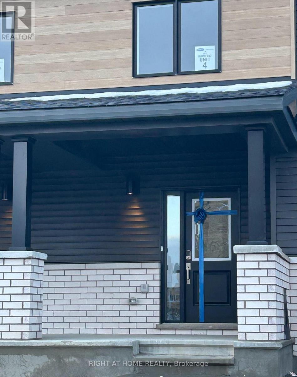 527 GALANTHUS WALK, Ottawa, Ontario